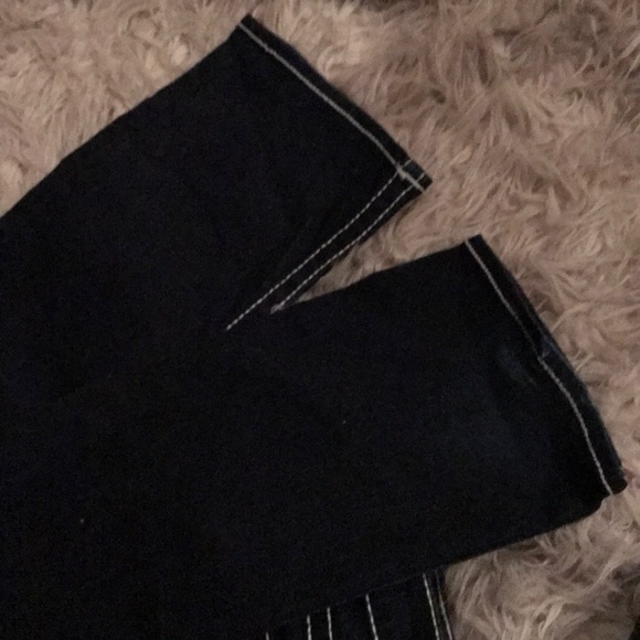 ⭐️True Religion DarkWash White Stitch Crystal (28) - Picture 7 of 8